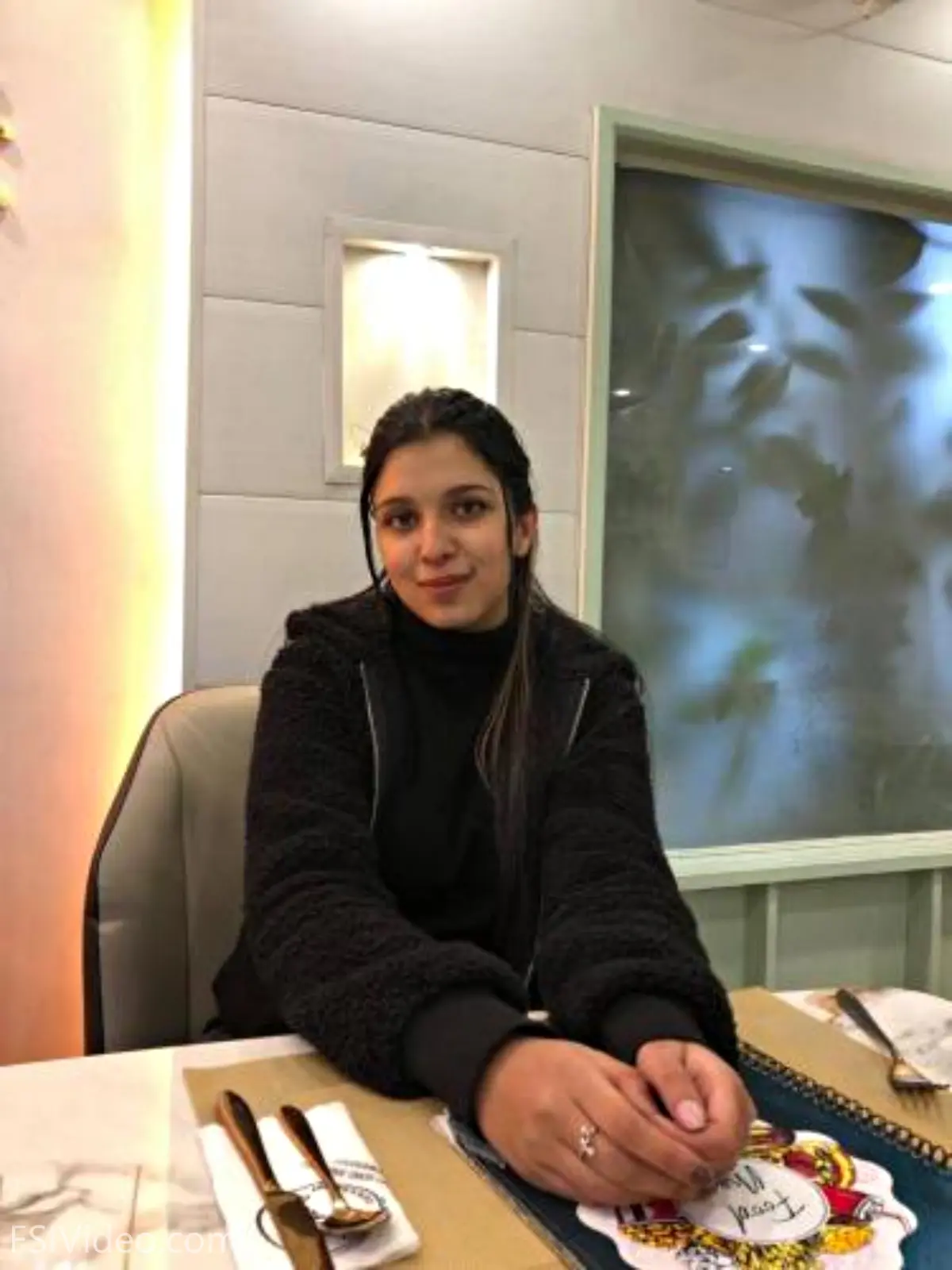 Bhabhi From Lucknow In Nude Doggy Fucking Position