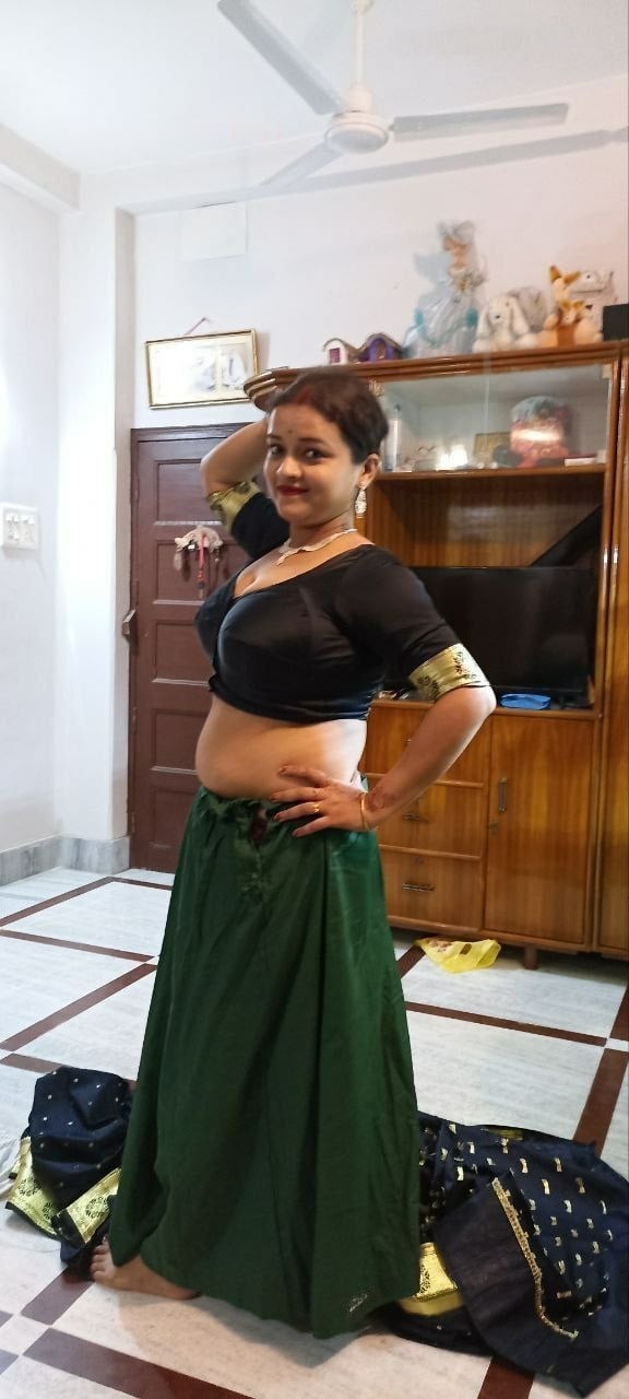 Big Ass Busty Bhabhi Hotness Loaded Nude Pics