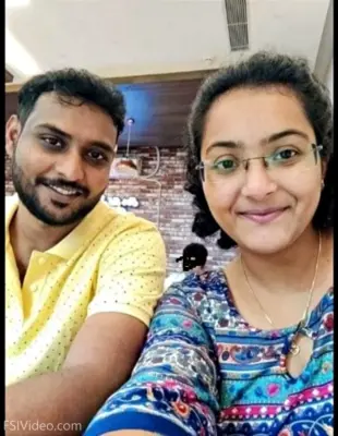 Busty Indian Girl Naked In Front Of Mirror Pics