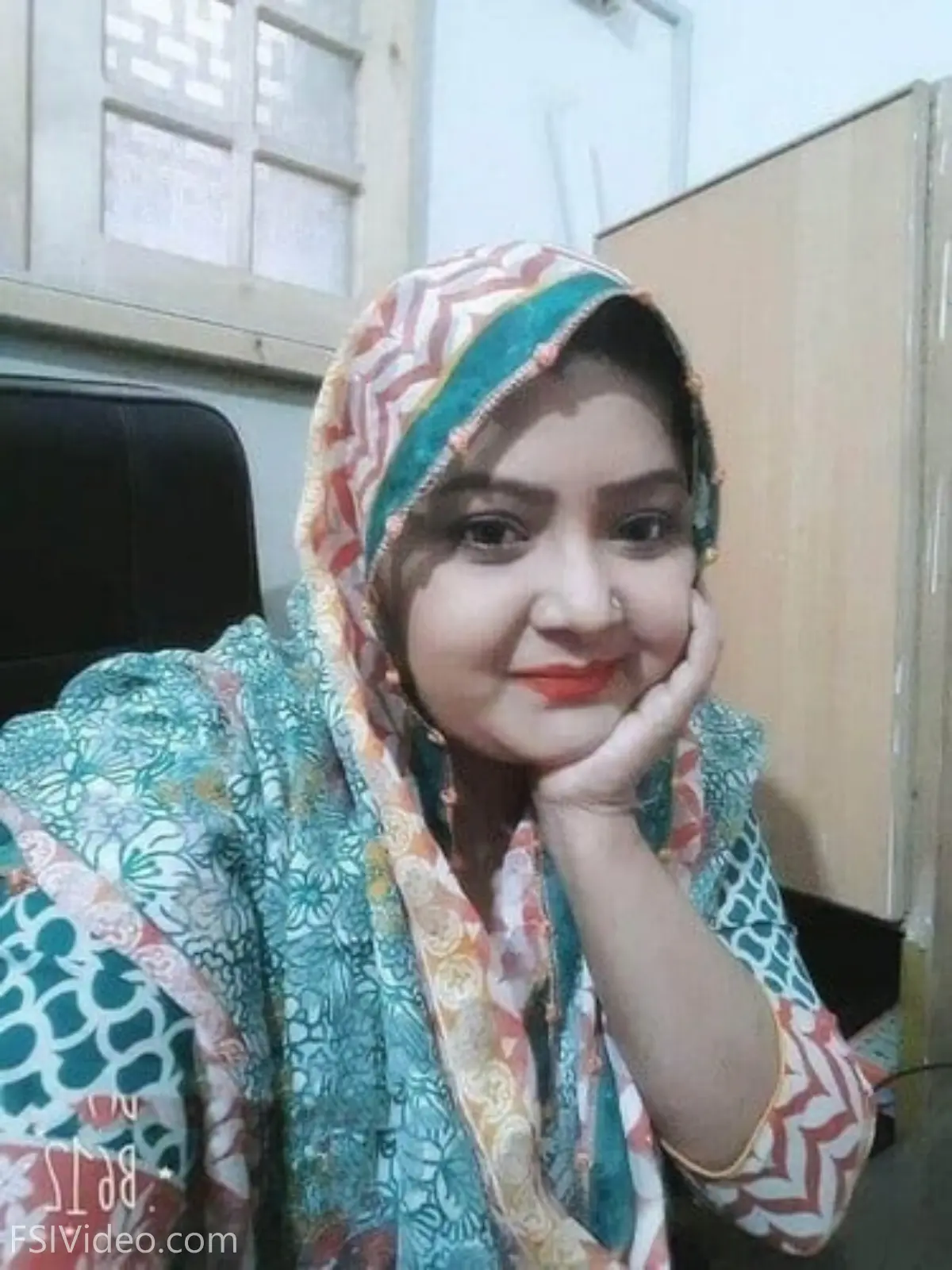 Chubby Milf Big Ass And Huge Boobs Exposing Photos