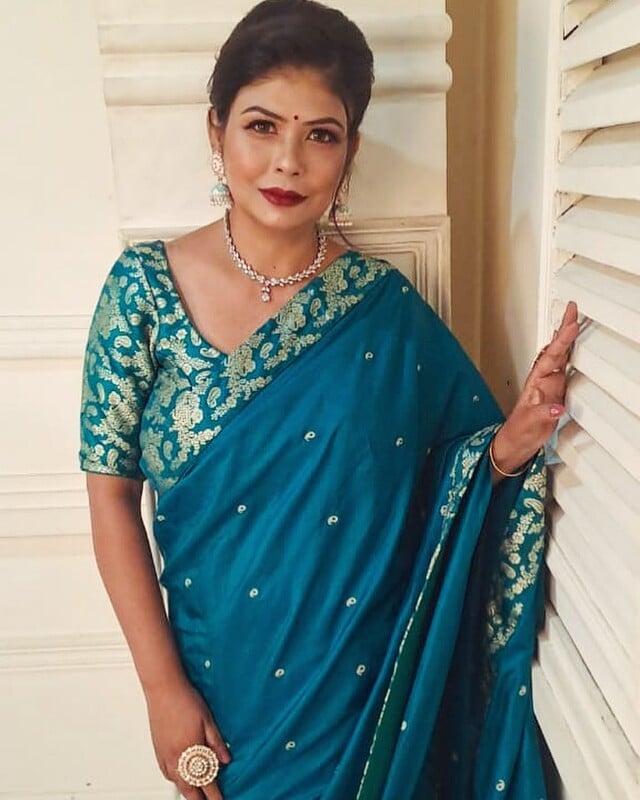 Modeling MILF aunty Athena Chakraborty full HD