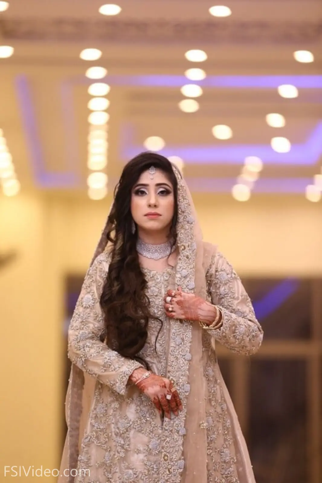 Mumbai Muslim Girl Topless Playing With Sexy Boobs