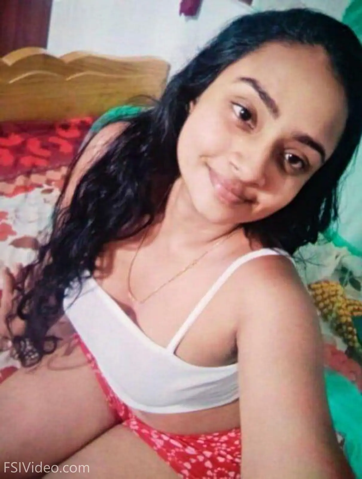Srilankan Girlfriend Boobs Showing Topless Unseen