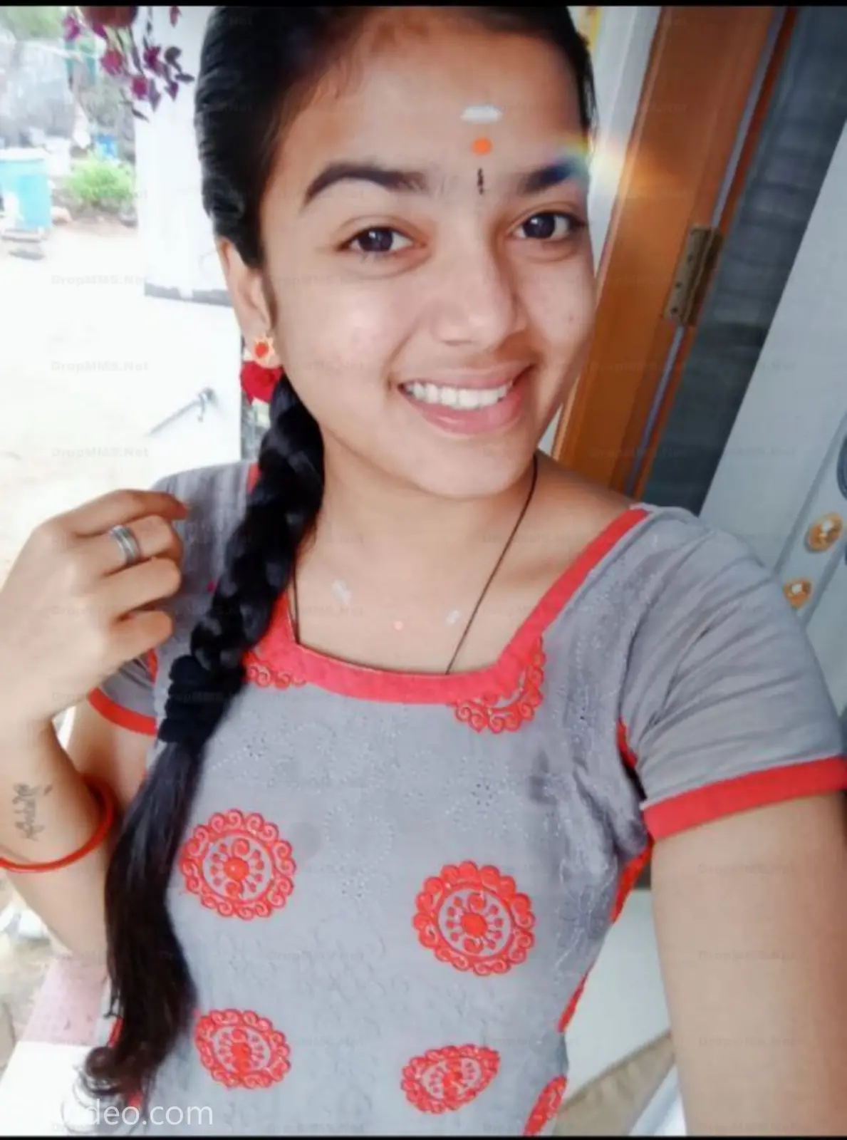 Tamil Maami Ponnu Hairy Pussy And Sexy Boobs Show