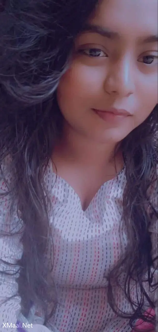 Chubby Desi Girl Big Boobs Exposing Topless Showing