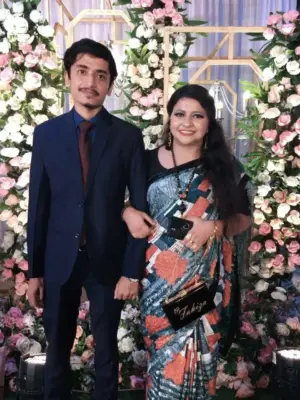 Cuckold Husband Sharing Wife And Threesome Photo