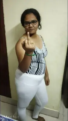 Sexy Kannada Wife Blowjob And Nude Picture