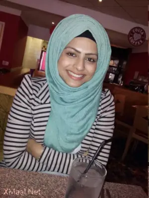 Arabic Beauty Sexy Girl Boobs Showing Photos - Thumbnail 9