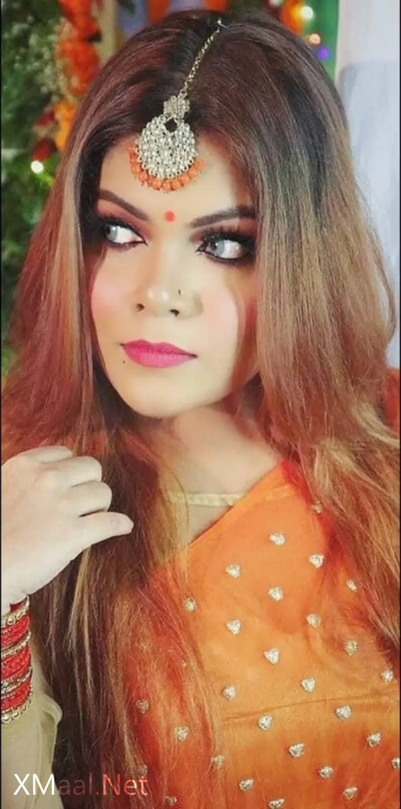 Bengali Hot Girl Showing Her Big Boobs - Thumbnail 3
