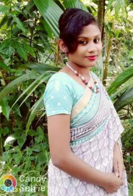 Bengali Young Girl Boobs Showing Selfie Nude Photo - Thumbnail 2