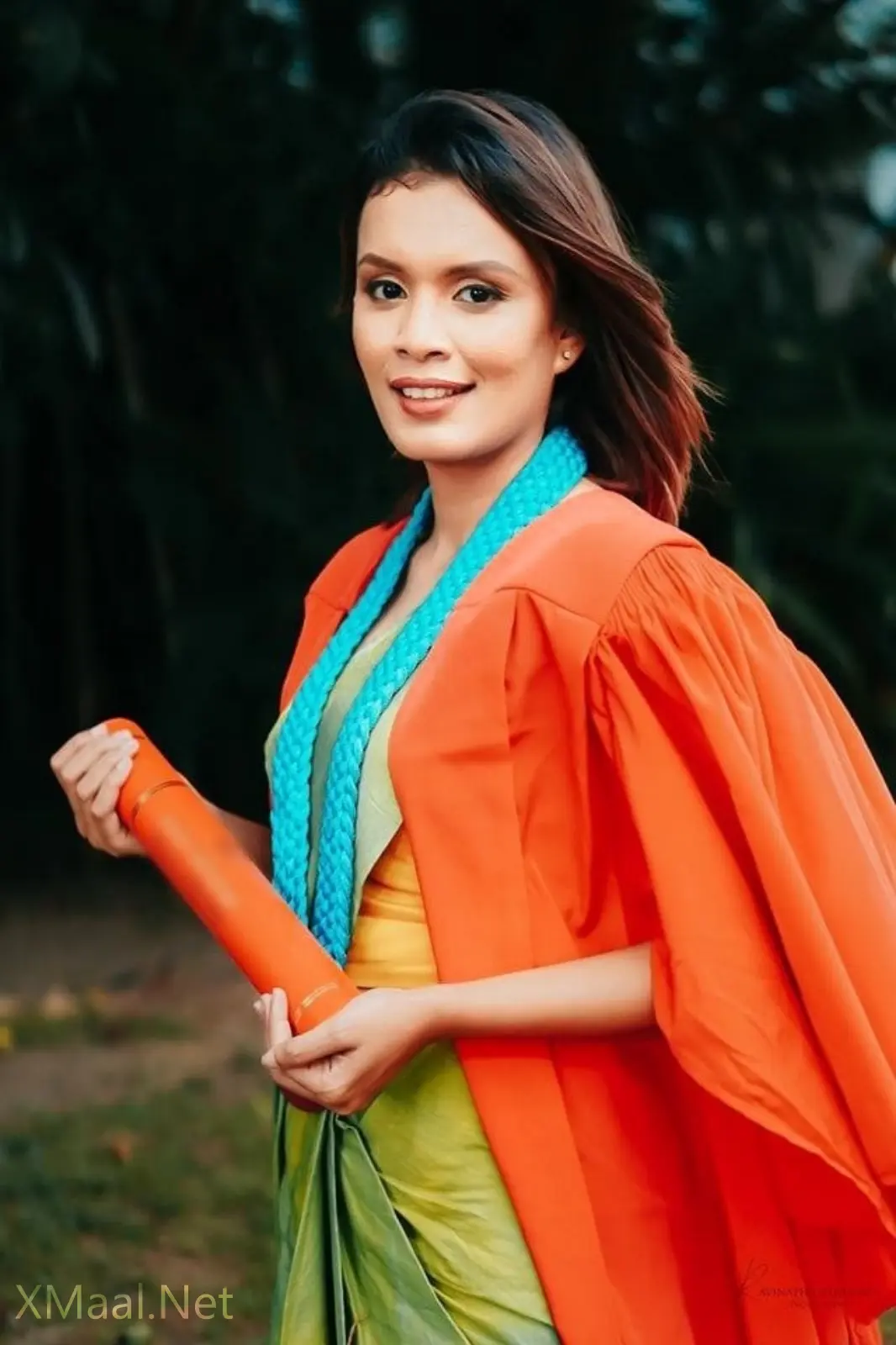 Bengaluru Pg Student Showing Her Hairy Pussy Nude Photos - Thumbnail 6