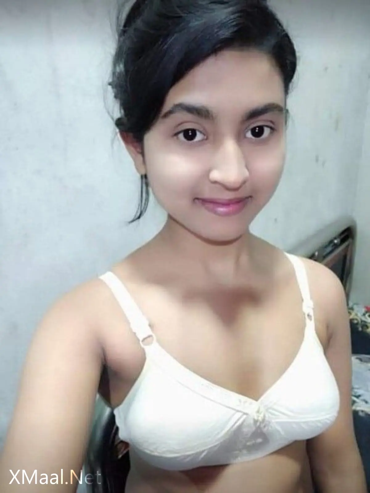 Cute Bengali Showing Boobs And Pussy - Thumbnail 1