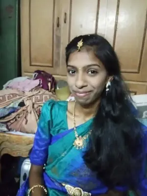 Hairy Pussy Tamil Girl Nude Sex Chat With Her Boyfriend - Thumbnail 3