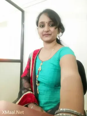 Hyderabad Telugu Wife Showing Nude Photo - Thumbnail 1