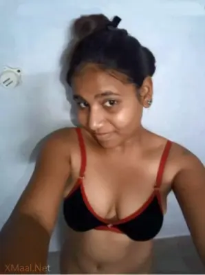 Indian Chubby Girl Topless Boobs Showing Photo - Thumbnail 5
