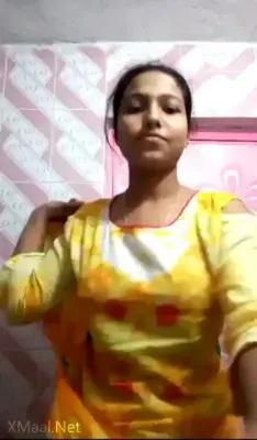 Indian Girl Fingering Pussy Photos - Thumbnail 2
