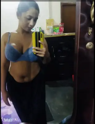 Indian Wife Fucking With Husband Friend Photo - Thumbnail 4