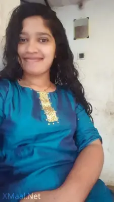 Kozhikode Girl Hairy Pussy Fingering Nude Photo - Thumbnail 6