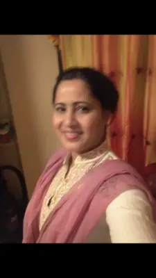 Naked Aunty Bathing In A Bathtub Exclusive Pics - Thumbnail 1