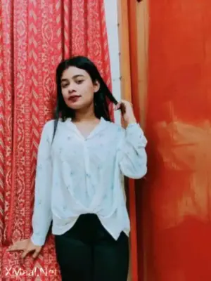 Sexy Girl Posts Nude Her Nude Photos On Instagram - Thumbnail 5