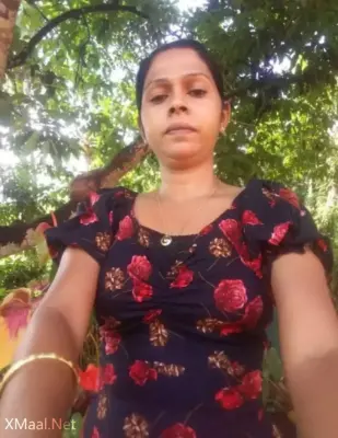 Sri Lankan Aunty Pussy Needs Sex - Thumbnail 1