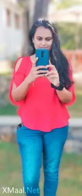 Sri Lankan Girl Pussy Showing Exclusive Nude Photo Collection - Thumbnail 10