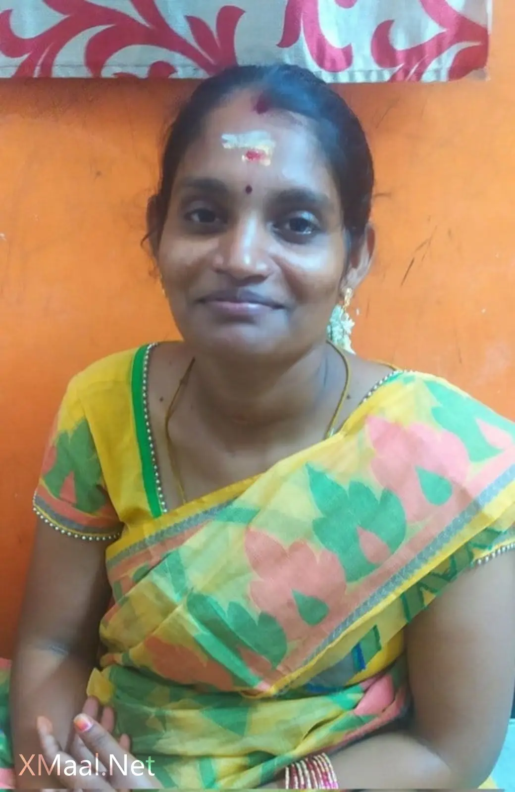 Tamil South Indian Big Boobs Wife Nude Photos Exposed - Thumbnail 6