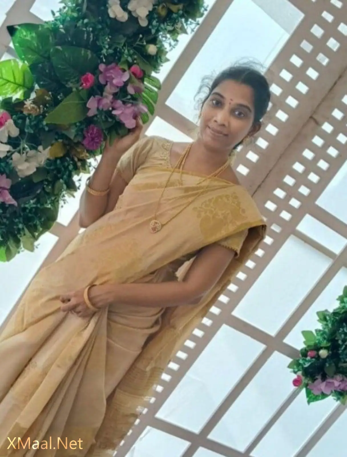 Tamil Wife Video Call Nude Chat With Lover - Thumbnail 2