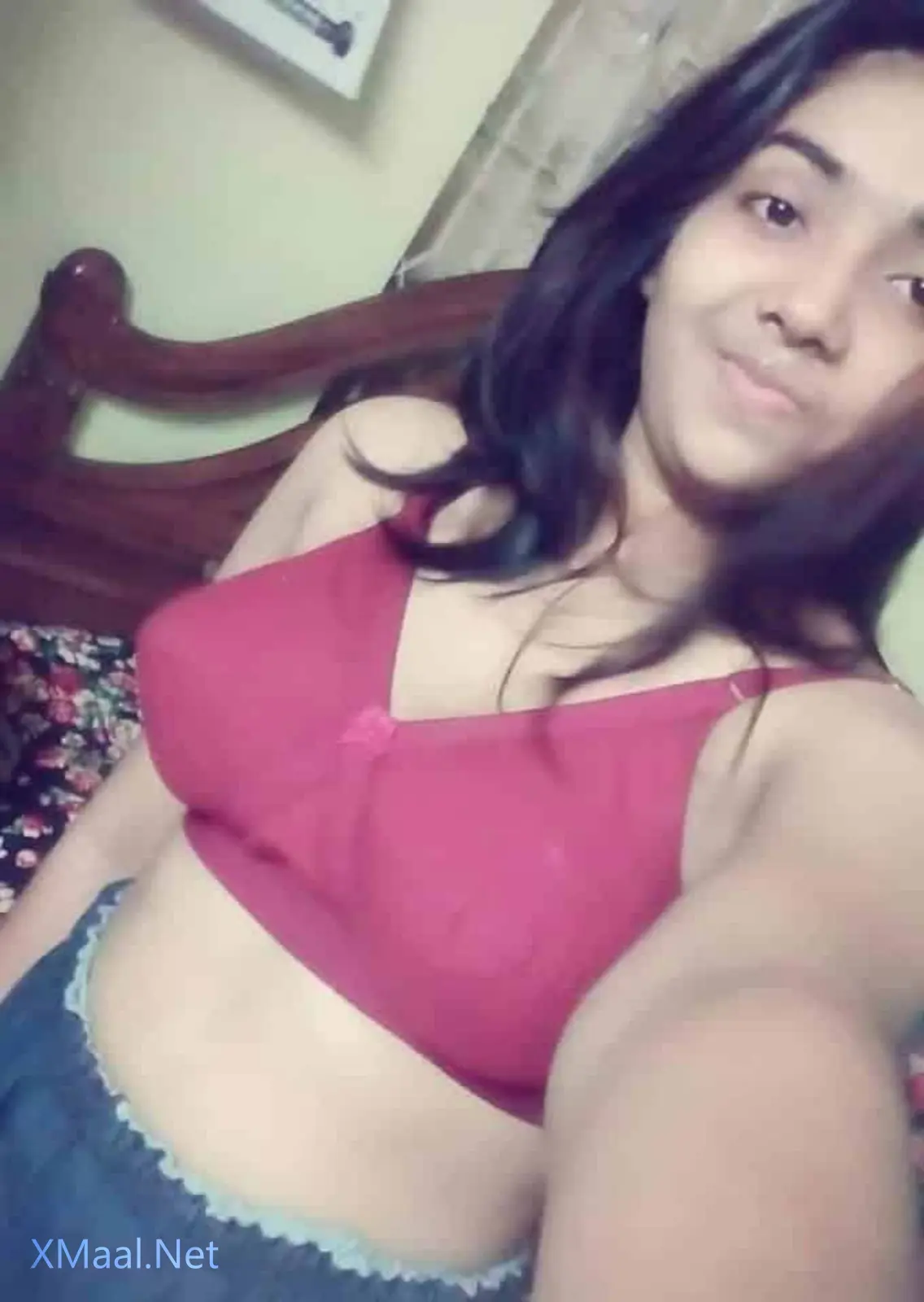 Big Boobs Desi 18 Year Old Girl Hot Pics - Thumbnail 5