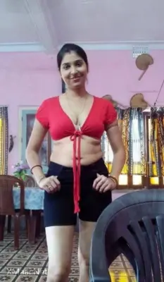 Cute Desi Wife Nude Photo - Thumbnail 3