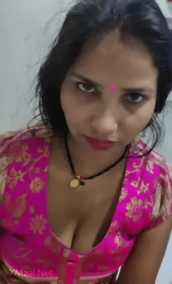 Desi Bhabhi Nude Pussy Fingering - Thumbnail 6