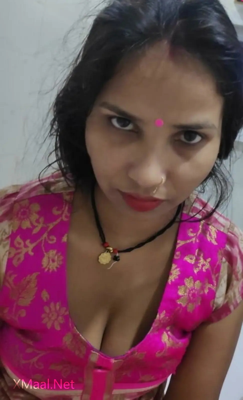 Desi Bhabhi Nude Pussy Fingering - Thumbnail 6