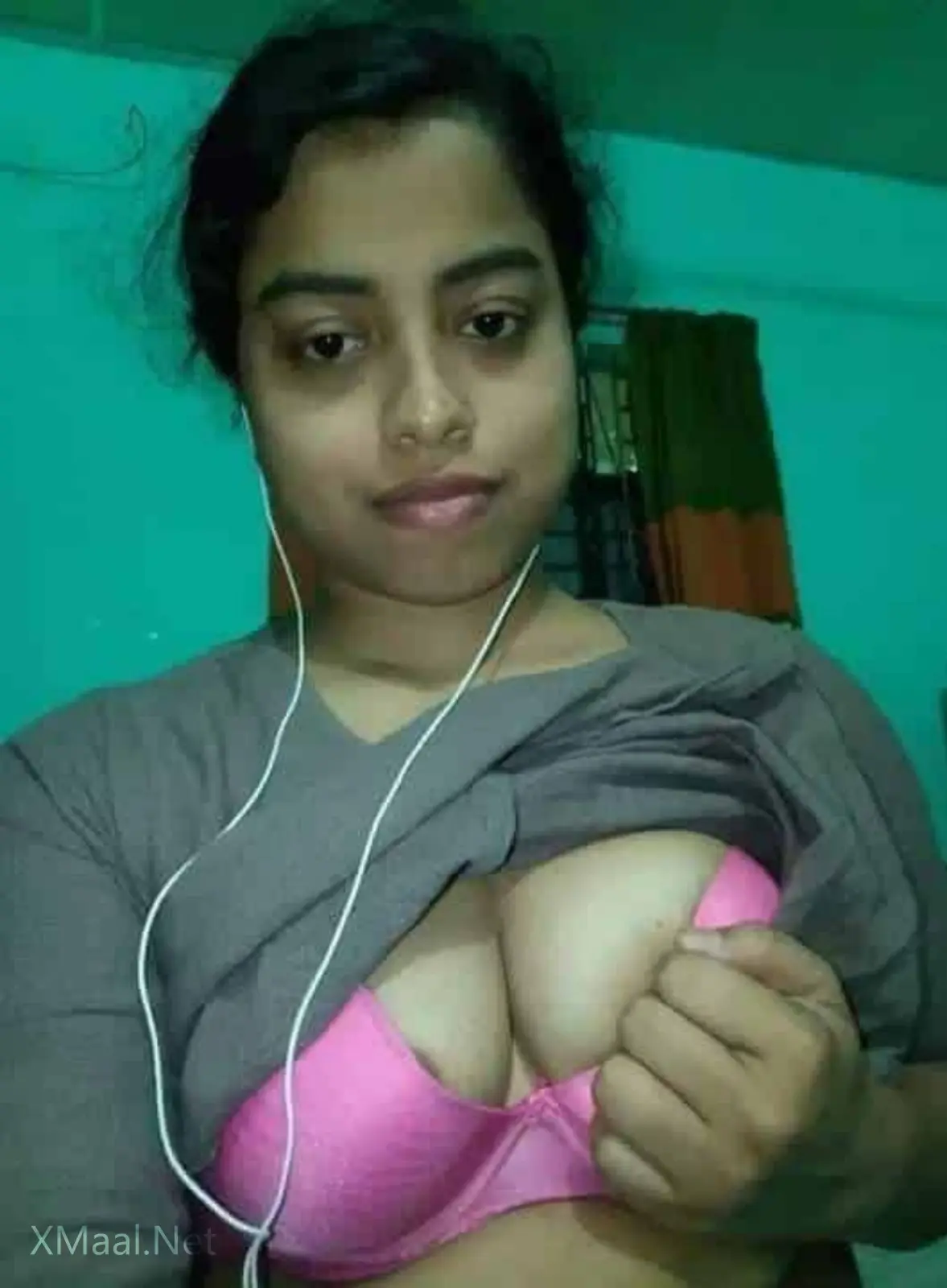 Desi Gf Nude Pussy Photos Exposed On The Net By Her Lover - Thumbnail 3
