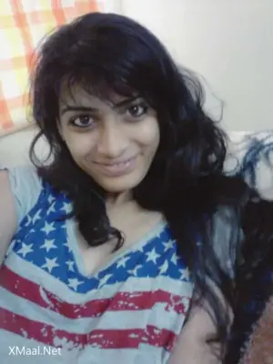 Desi Girl Selfie Photos - Thumbnail 3