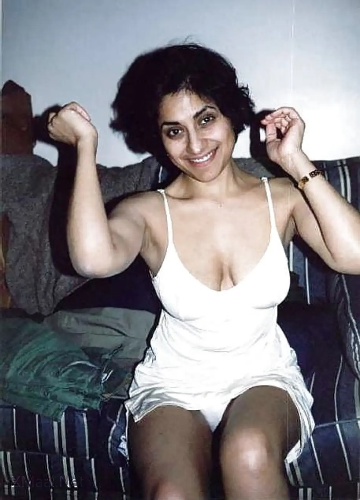 Naughty Indian Young Girl Nude Body Photo - Thumbnail 3