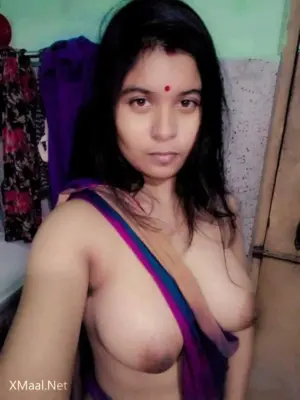 Sexy Bhabhi Nude Sex Photo - Thumbnail 1
