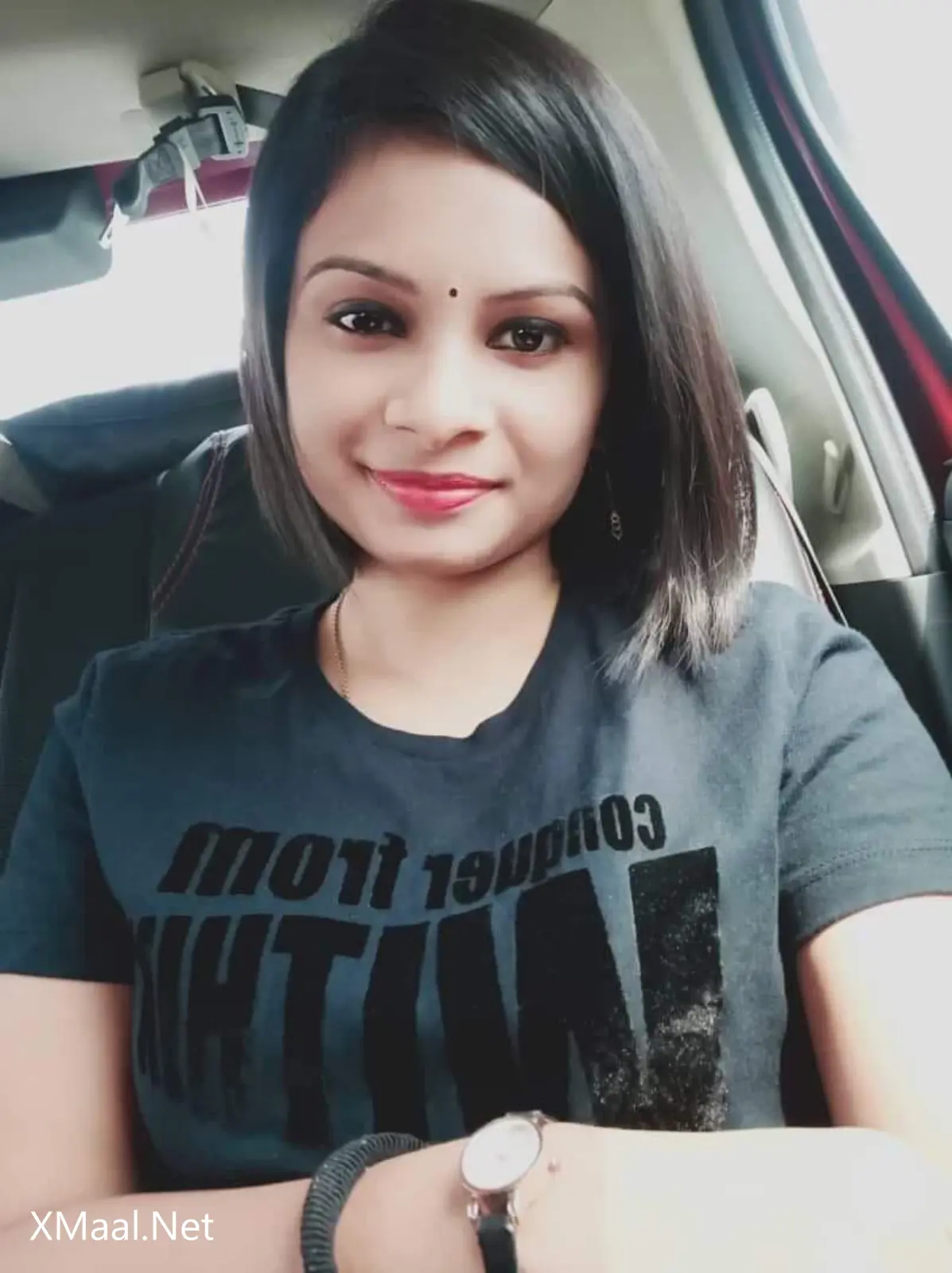 Sexy Tamil Girl Leaked Nudes Photos - Thumbnail 4