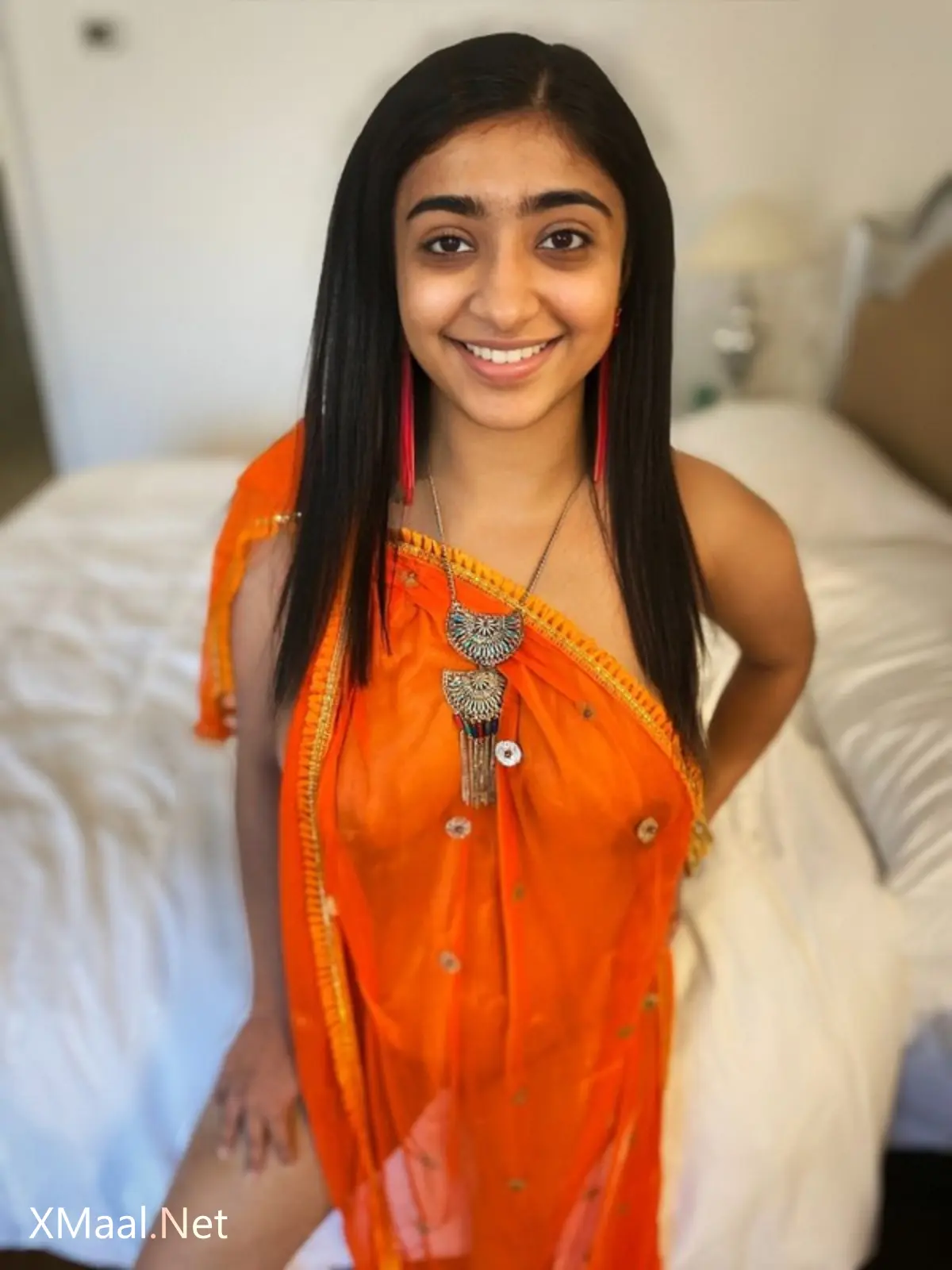 Super Busty Indian Hot Girl Nude Photo - Thumbnail 1