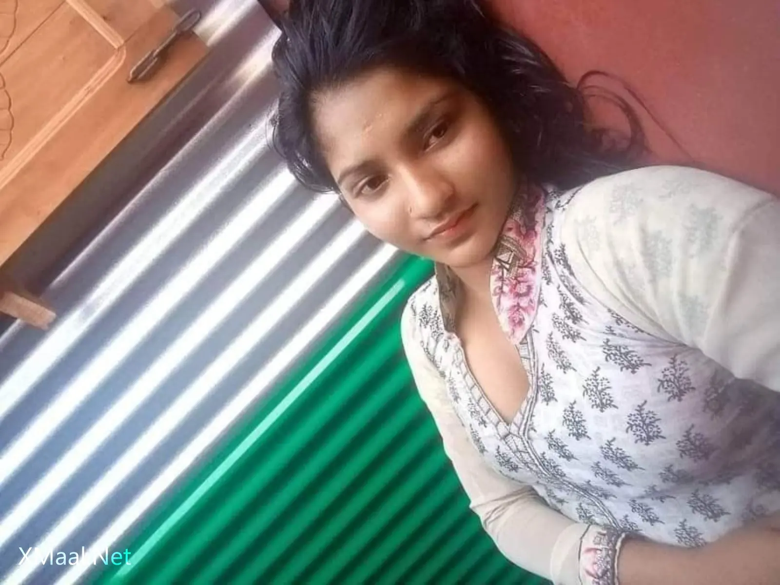 Sexy Village Girl Exposing Her Nude Body Photos - Thumbnail 4